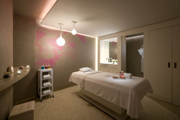 Beauté des pieds au Spa by Clarins