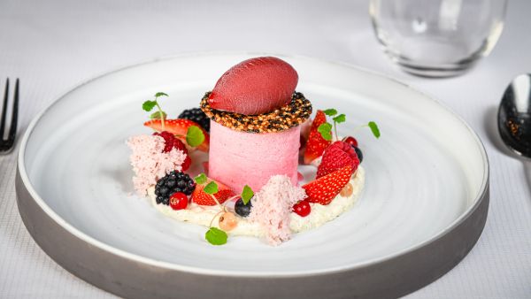 Menu Découverte pour 2 personnes, 9 plats accord mets et vins