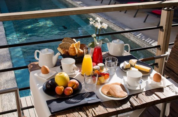 Petit-déjeuner buffet