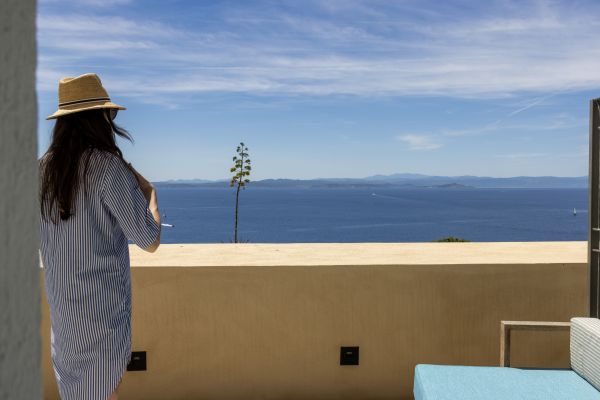 Séjour Hors du Temps avec vue sur panoramique sur la Mer Méditerranée
